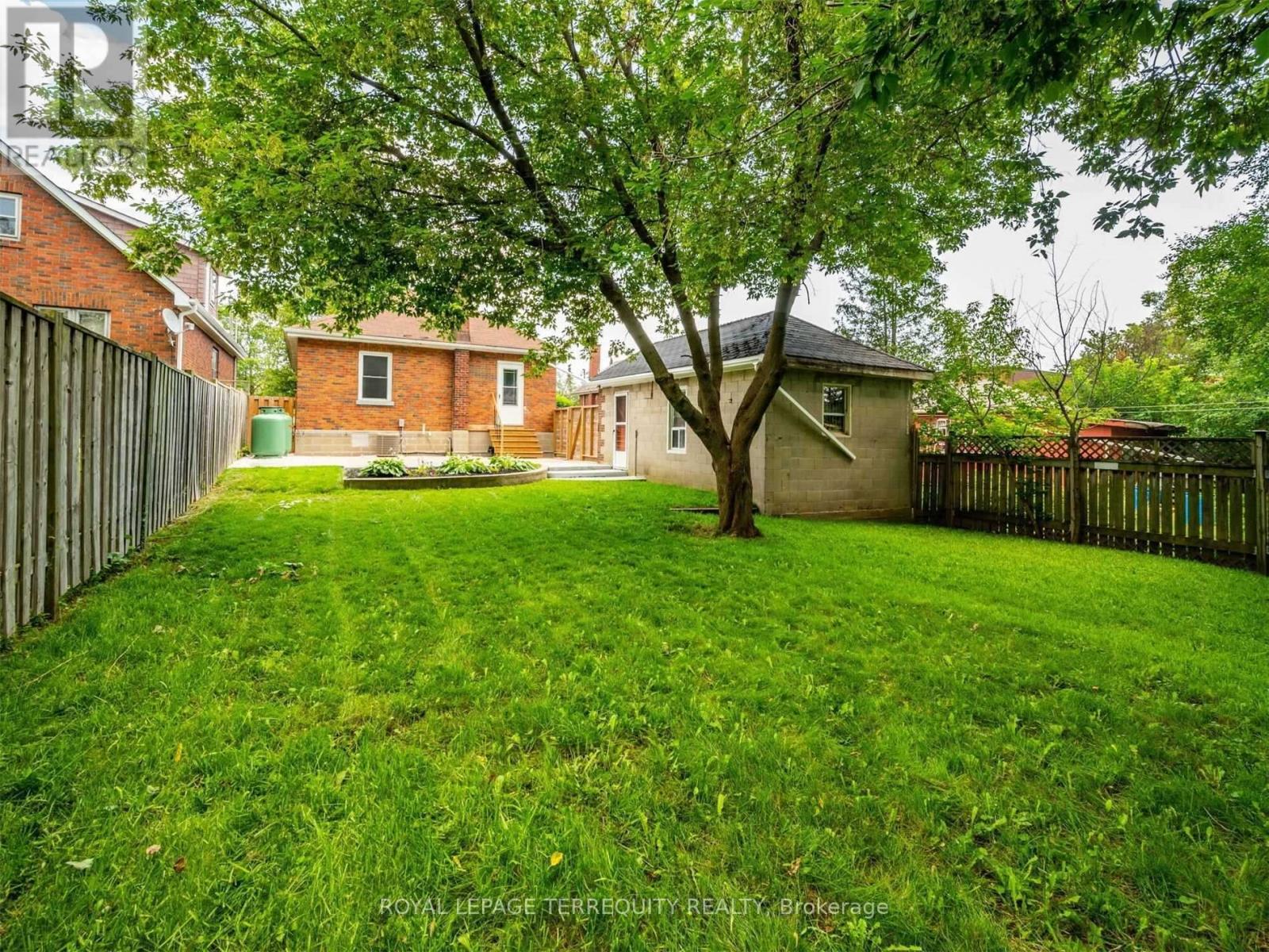 Main - 822 Douglas Street, Oshawa, Ontario  L1H 5C9 - Photo 14 - E12432868
