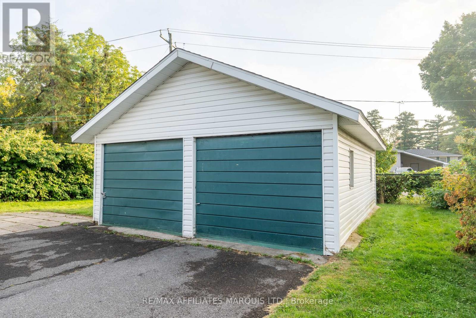 1200 Notre Dame Street, Cornwall, Ontario  K6J 4Y6 - Photo 2 - X12432976