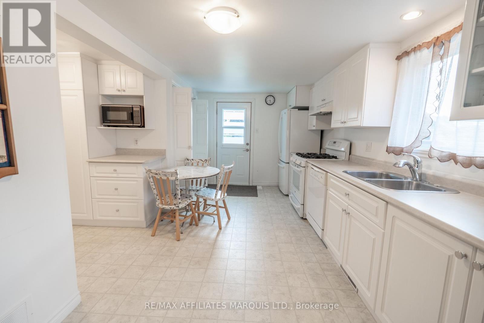 1200 Notre Dame Street, Cornwall, Ontario  K6J 4Y6 - Photo 4 - X12432976
