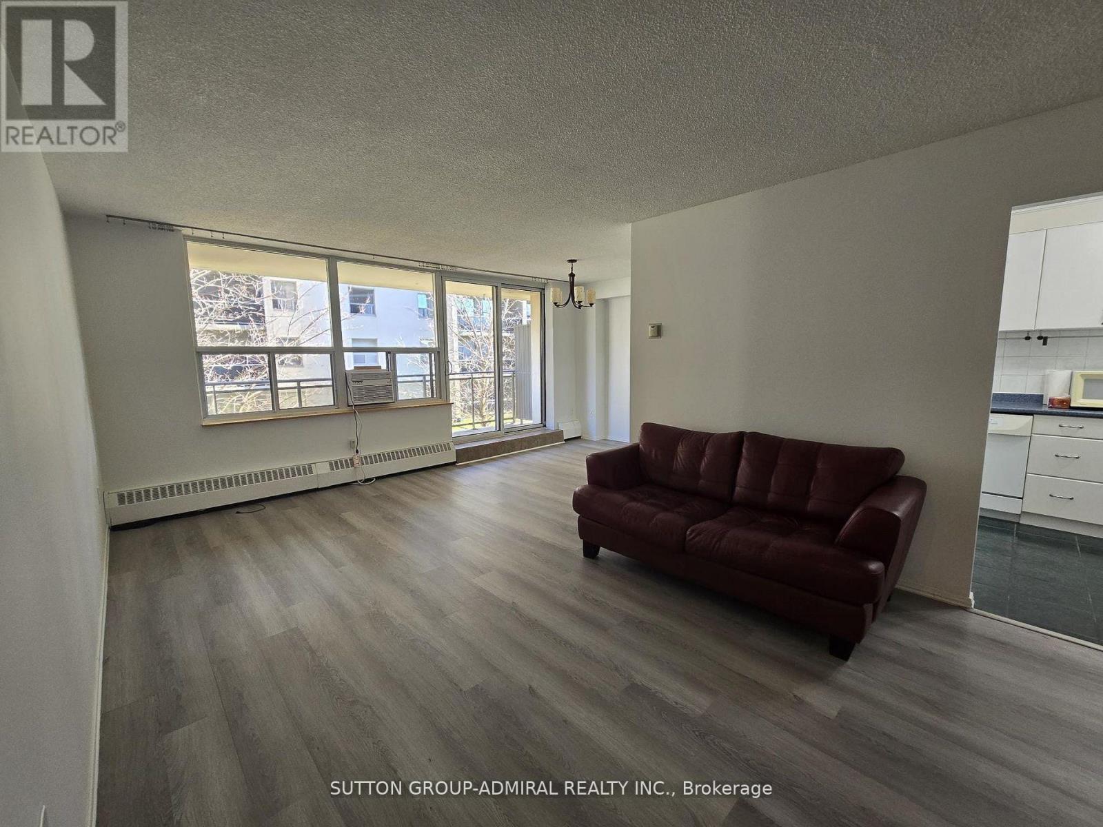 205 - 180 Dudley Avenue, Markham, Ontario  L3T 4X2 - Photo 3 - N12432867