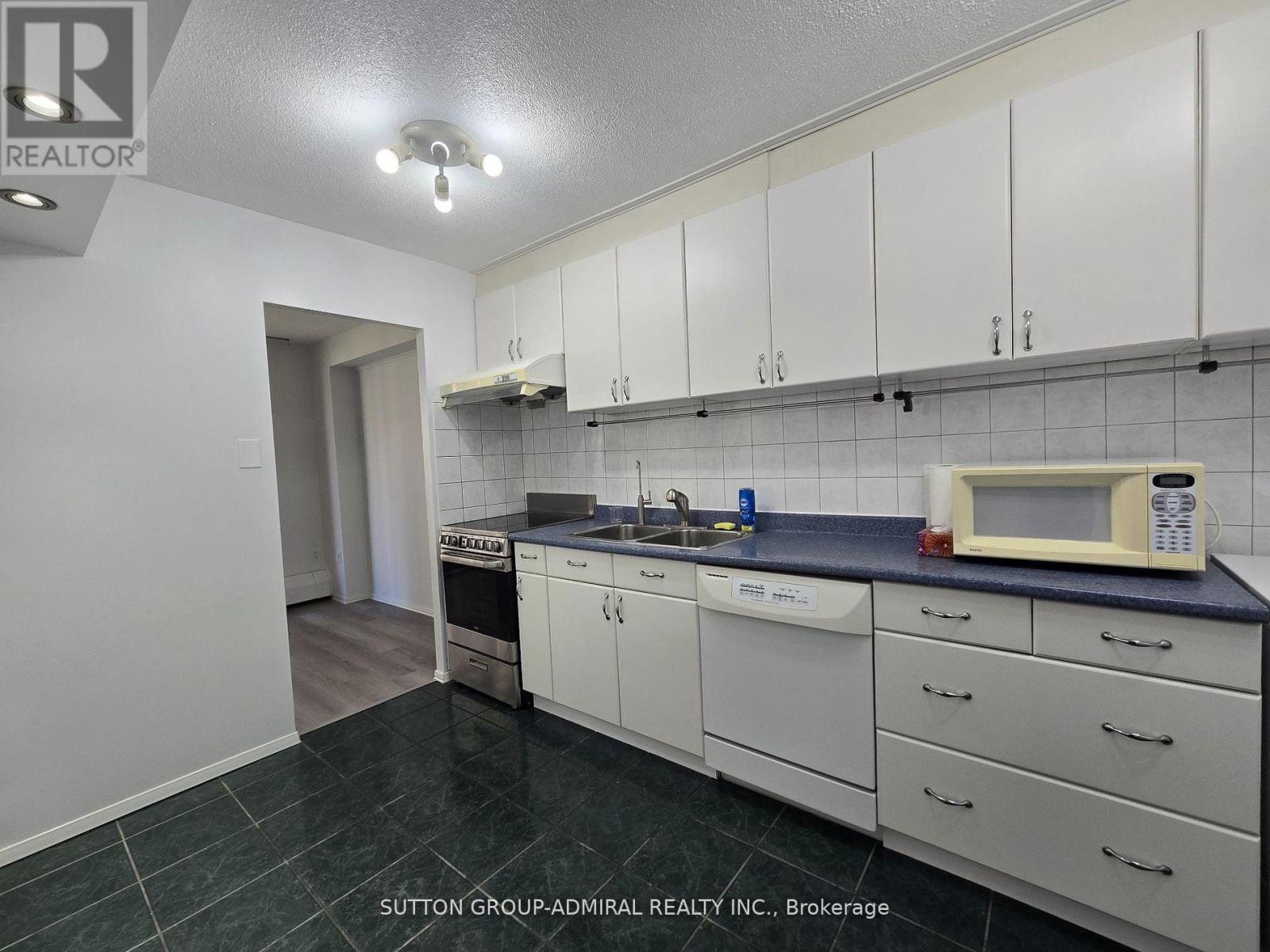 205 - 180 Dudley Avenue, Markham, Ontario  L3T 4X2 - Photo 6 - N12432867