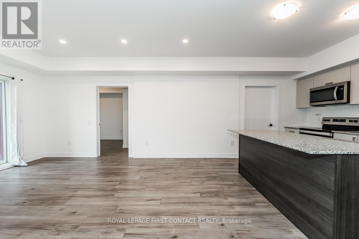 207 - 1 Chef Lane, Barrie, Ontario  L9J 0T1 - Photo 22 - S12432843