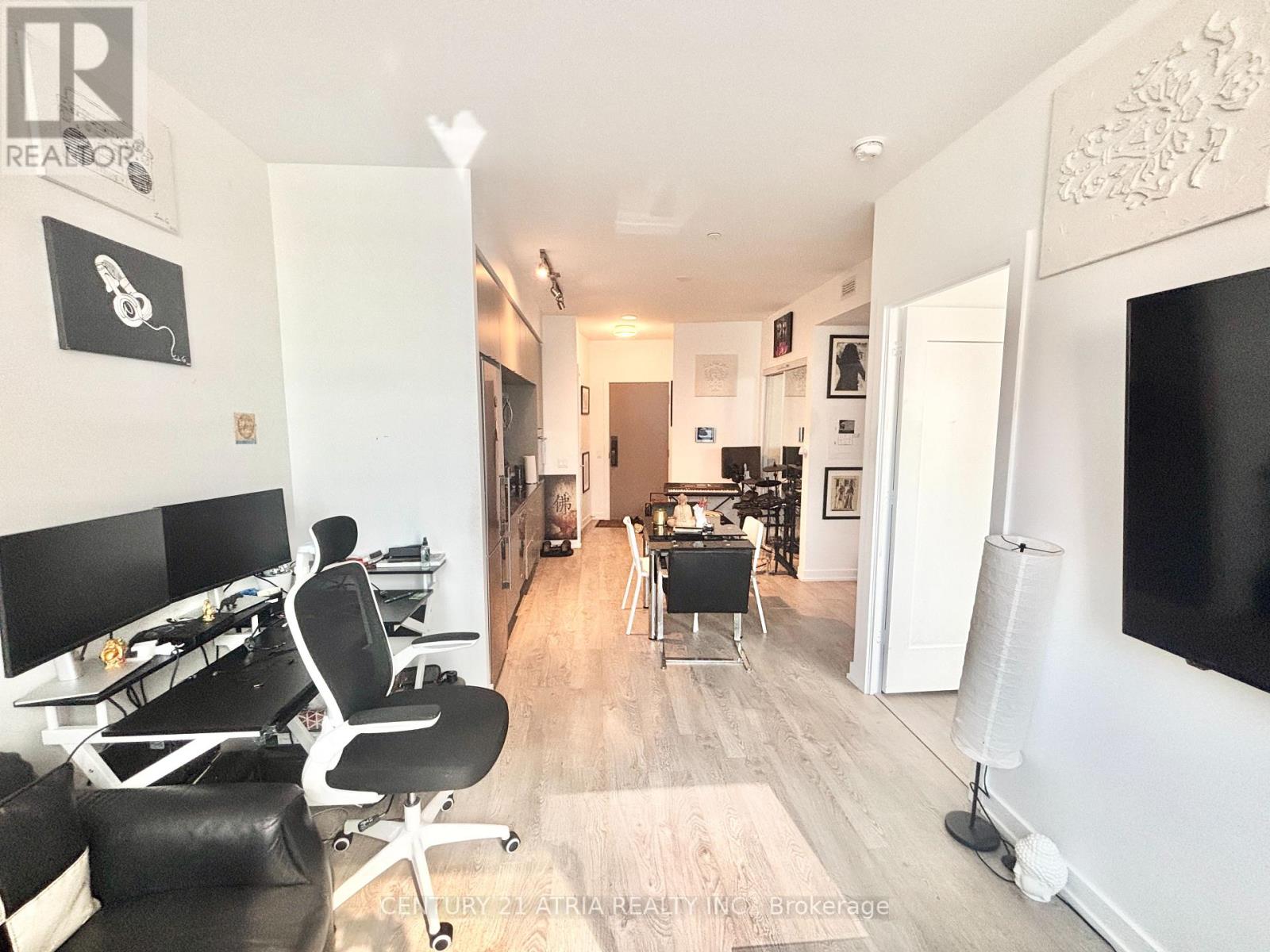 802 - 10 York Street, Toronto, Ontario  M5J 0E1 - Photo 5 - C12432894
