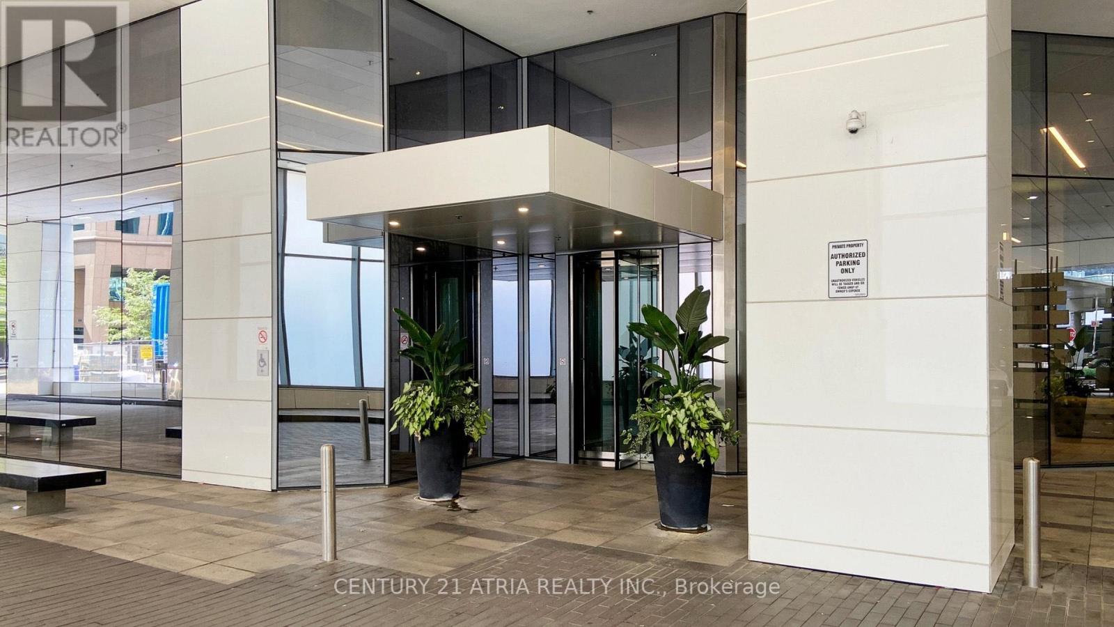 1008 - 100 Harbour Street, Toronto, Ontario  M5J 0B5 - Photo 4 - C12432957