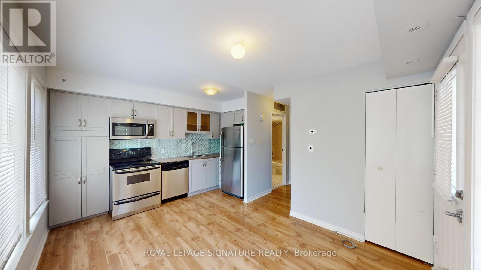 901 - 50 Western Battery Road, Toronto, Ontario  M6K 3P1 - Photo 4 - C12432964
