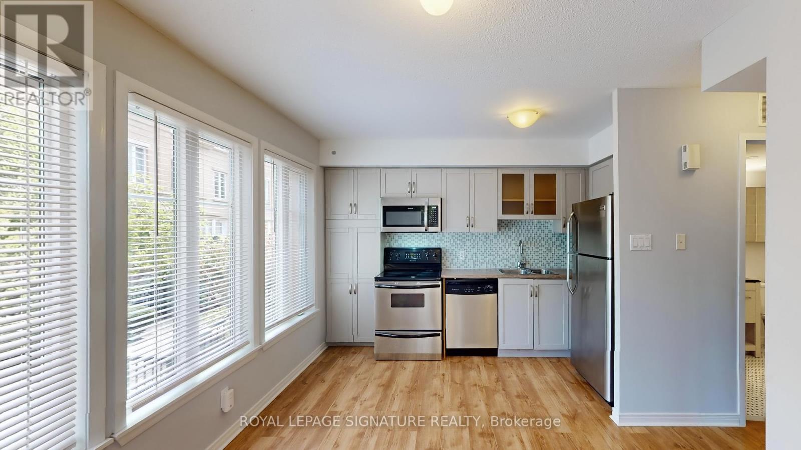 901 - 50 Western Battery Road, Toronto, Ontario  M6K 3P1 - Photo 6 - C12432964