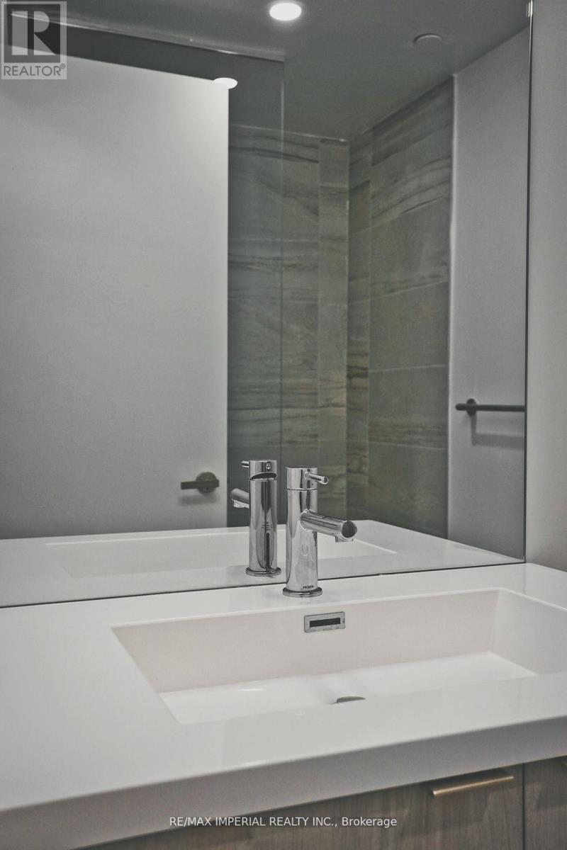5510 - 138 Downes Street, Toronto, Ontario  M5E 0E4 - Photo 16 - C12432975