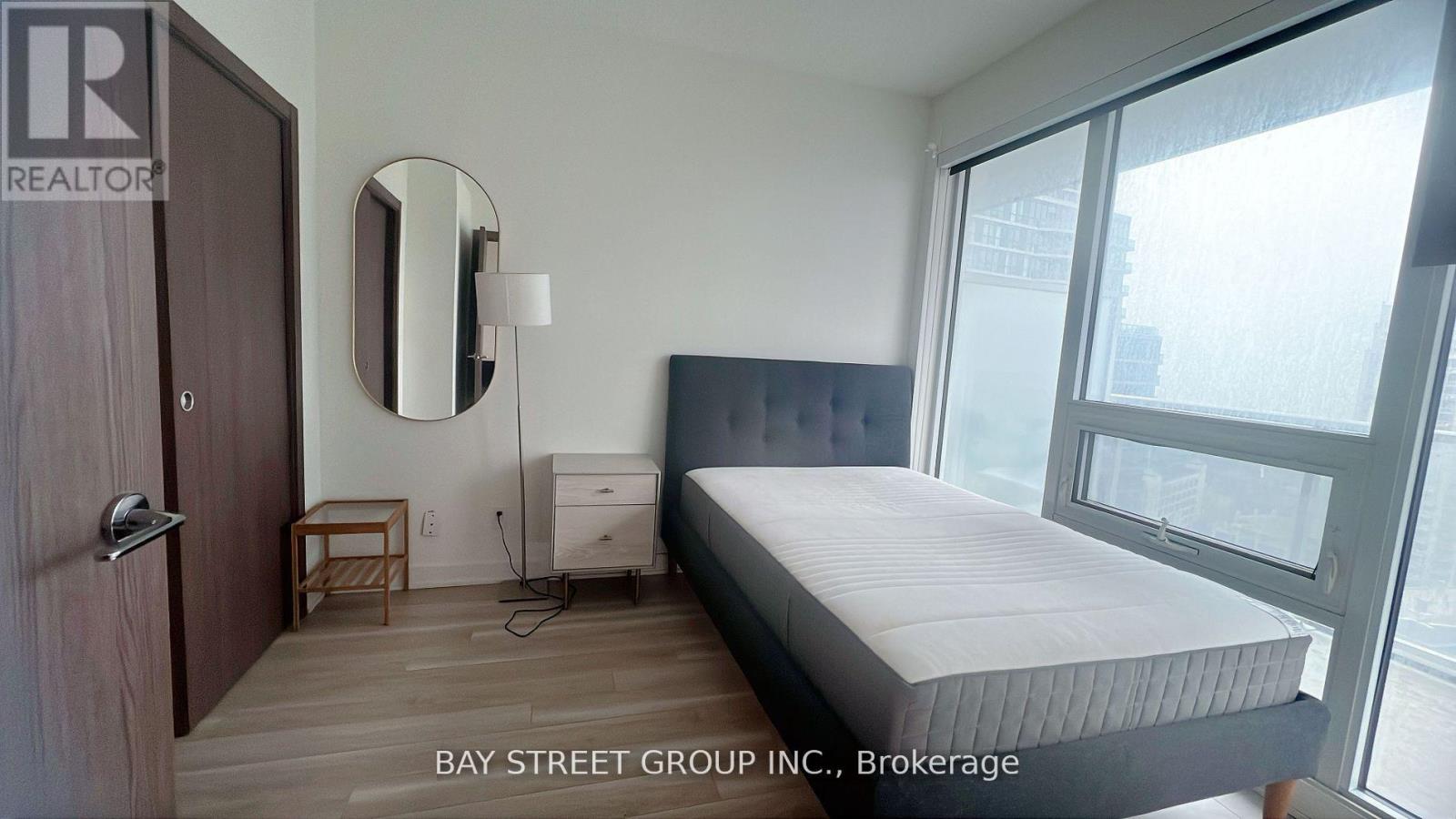 2801 - 19 Bathurst Street, Toronto, Ontario  M5V 0N2 - Photo 8 - C12432986