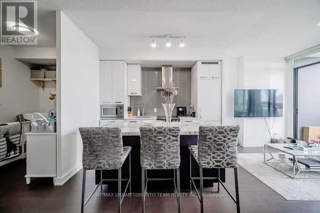 S1206 - 120 Bayview Avenue, Toronto, Ontario  M5A 3R7 - Photo 3 - C12432990