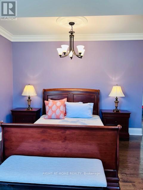 1 - 35 GLENBOROUGH PARK CRESCENT, Toronto, Ontario