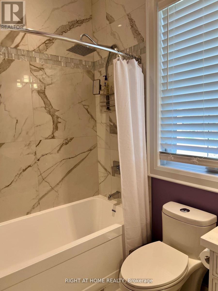 1 - 35 Glenborough Park Crescent, Toronto, Ontario  M2R 2G4 - Photo 8 - C12433009