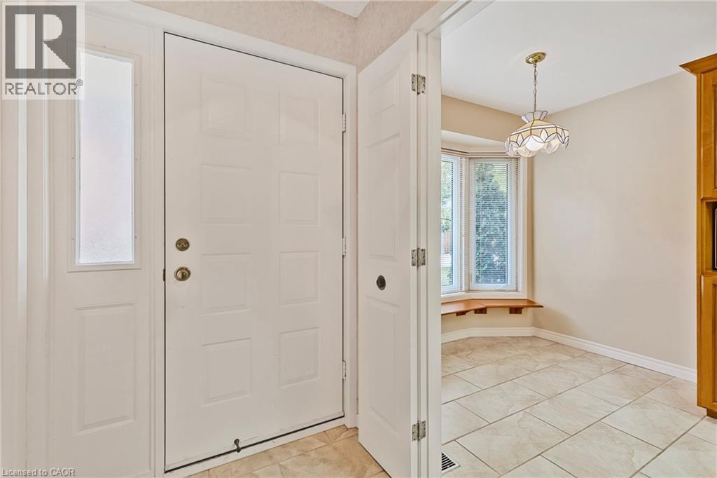 4 Rossmore Avenue Unit# 5, Grimsby, Ontario  L3M 3E3 - Photo 6 - 40772692