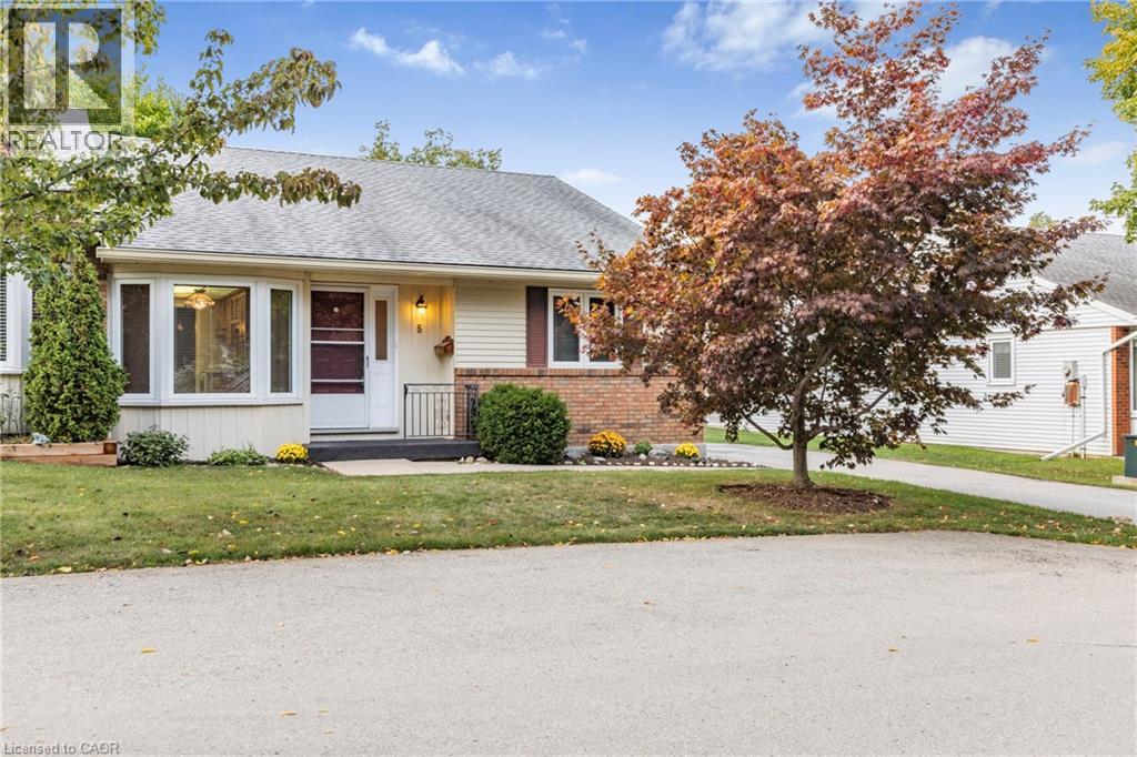 4 ROSSMORE Avenue Unit# 5, Grimsby, Ontario
