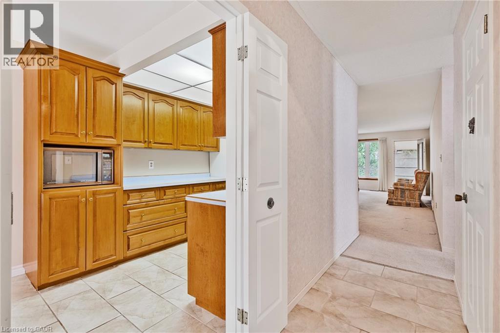 4 Rossmore Avenue Unit# 5, Grimsby, Ontario  L3M 3E3 - Photo 7 - 40772692