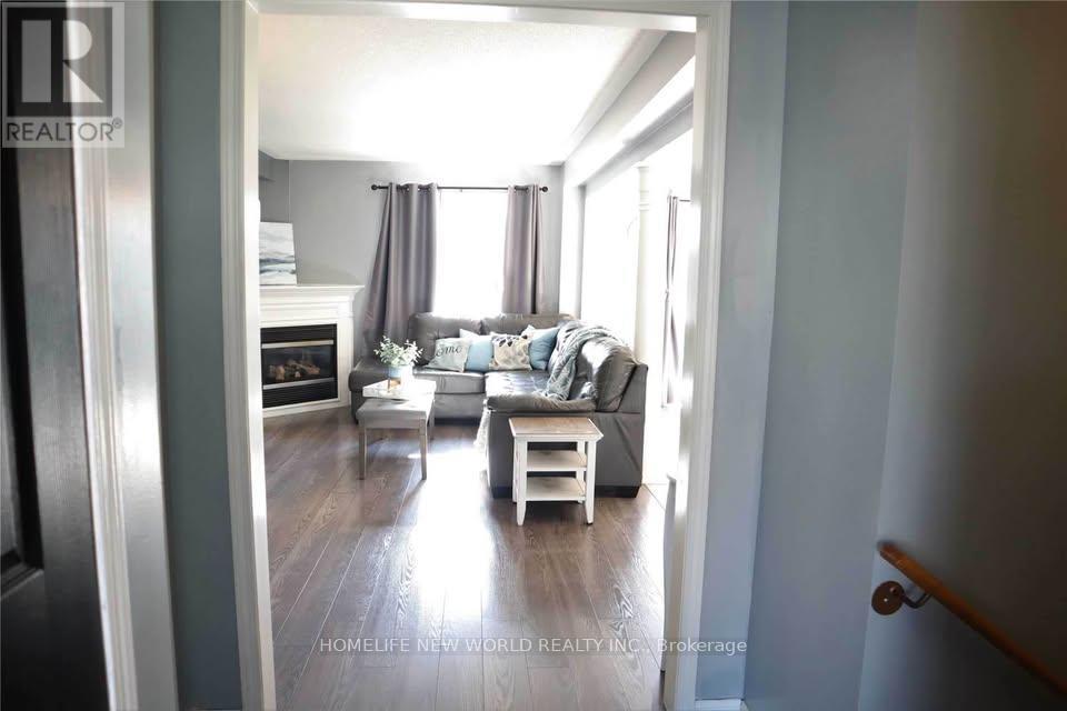1520 Sarasota Crescent, Oshawa, Ontario  L1G 8E9 - Photo 4 - E12432924
