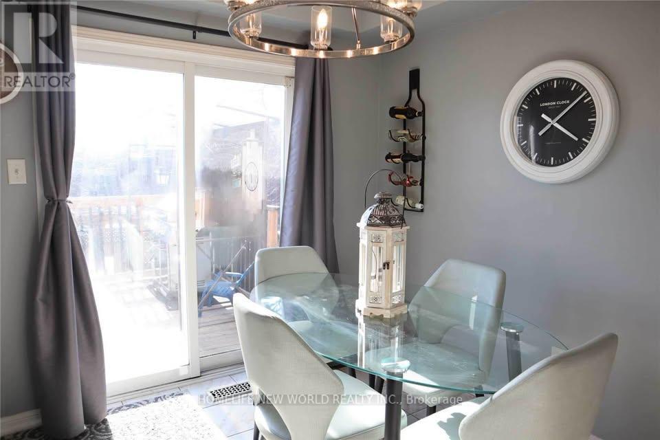 1520 Sarasota Crescent, Oshawa, Ontario  L1G 8E9 - Photo 5 - E12432924