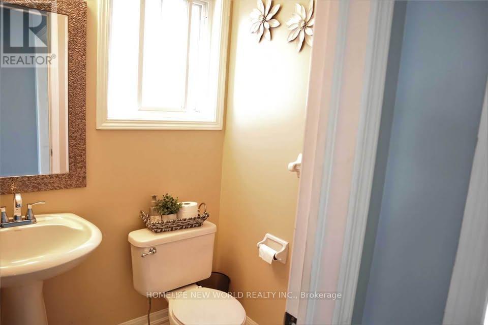 1520 Sarasota Crescent, Oshawa, Ontario  L1G 8E9 - Photo 8 - E12432924