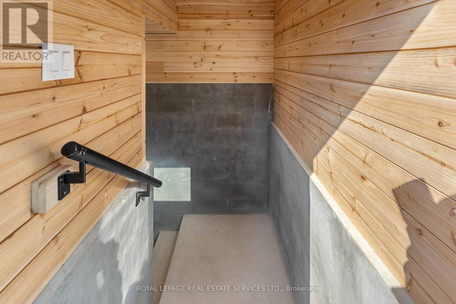 Basement - 509 Main Street, Toronto, Ontario  M4C 4Y3 - Photo 24 - E12432991