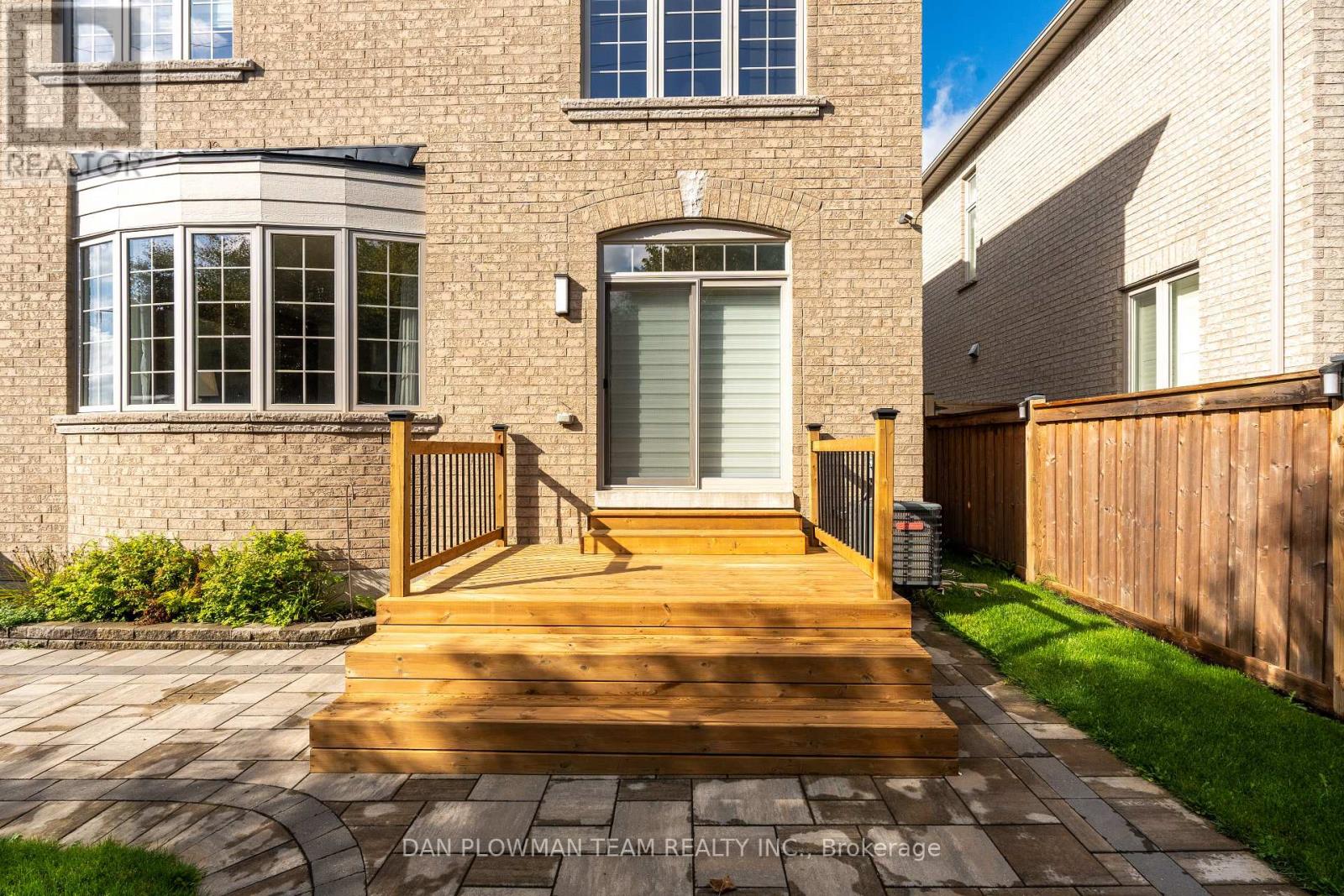 11 Ravensedge Court, Whitby, Ontario  L1R 0P3 - Photo 35 - E12432996