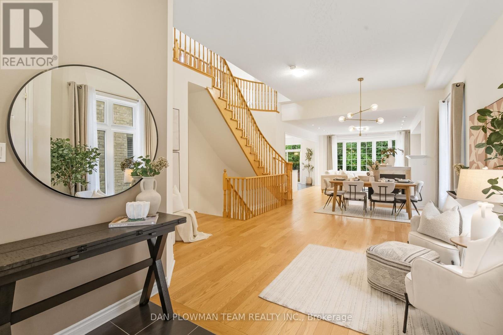 11 Ravensedge Court, Whitby, Ontario  L1R 0P3 - Photo 4 - E12432996