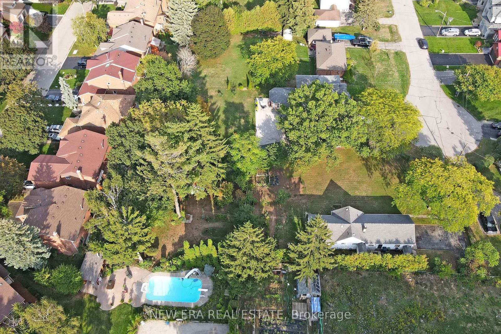 28 Thomas Avenue, Toronto, Ontario  M1C 1E5 - Photo 6 - E12433014