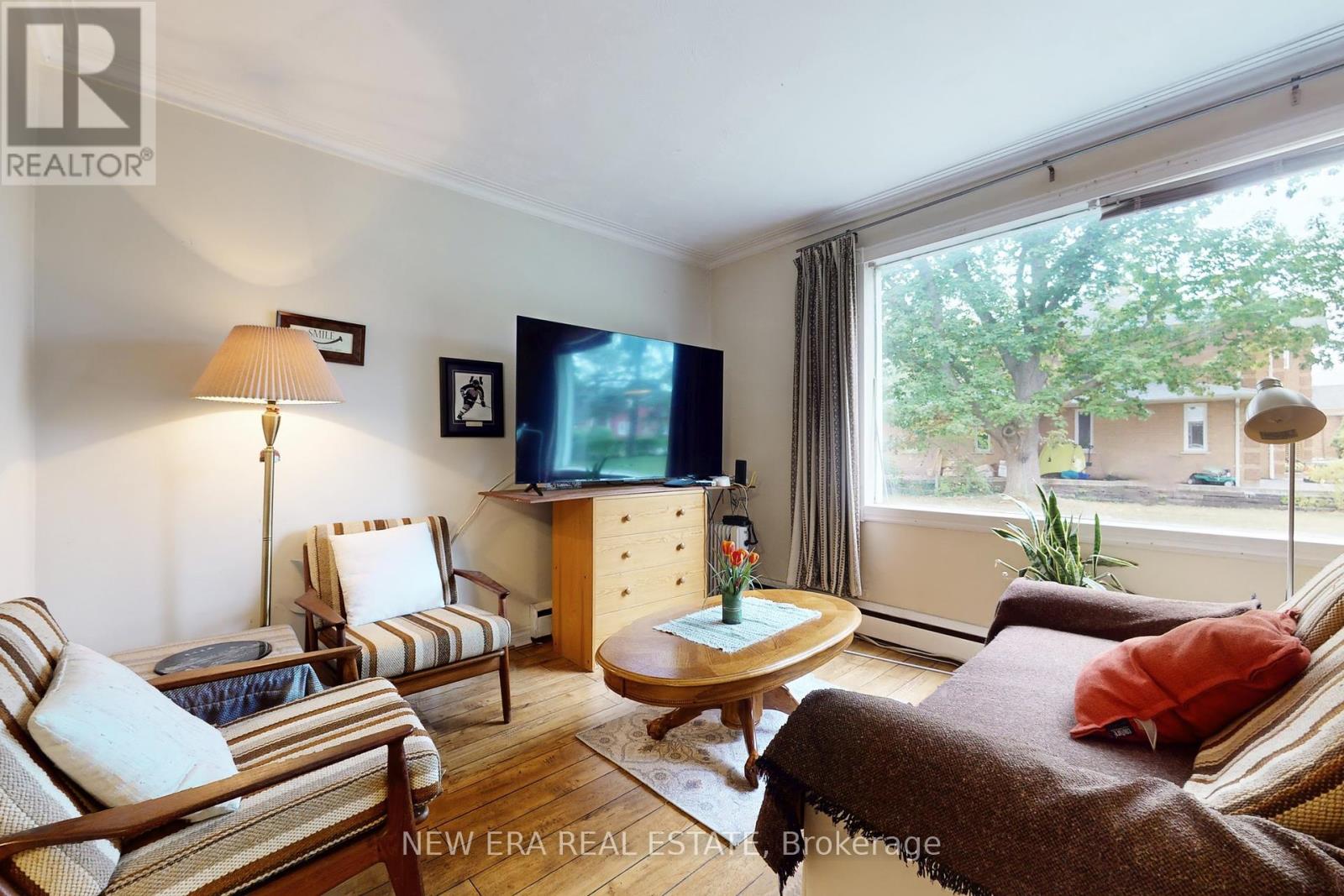28 Thomas Avenue, Toronto, Ontario  M1C 1E5 - Photo 7 - E12433014