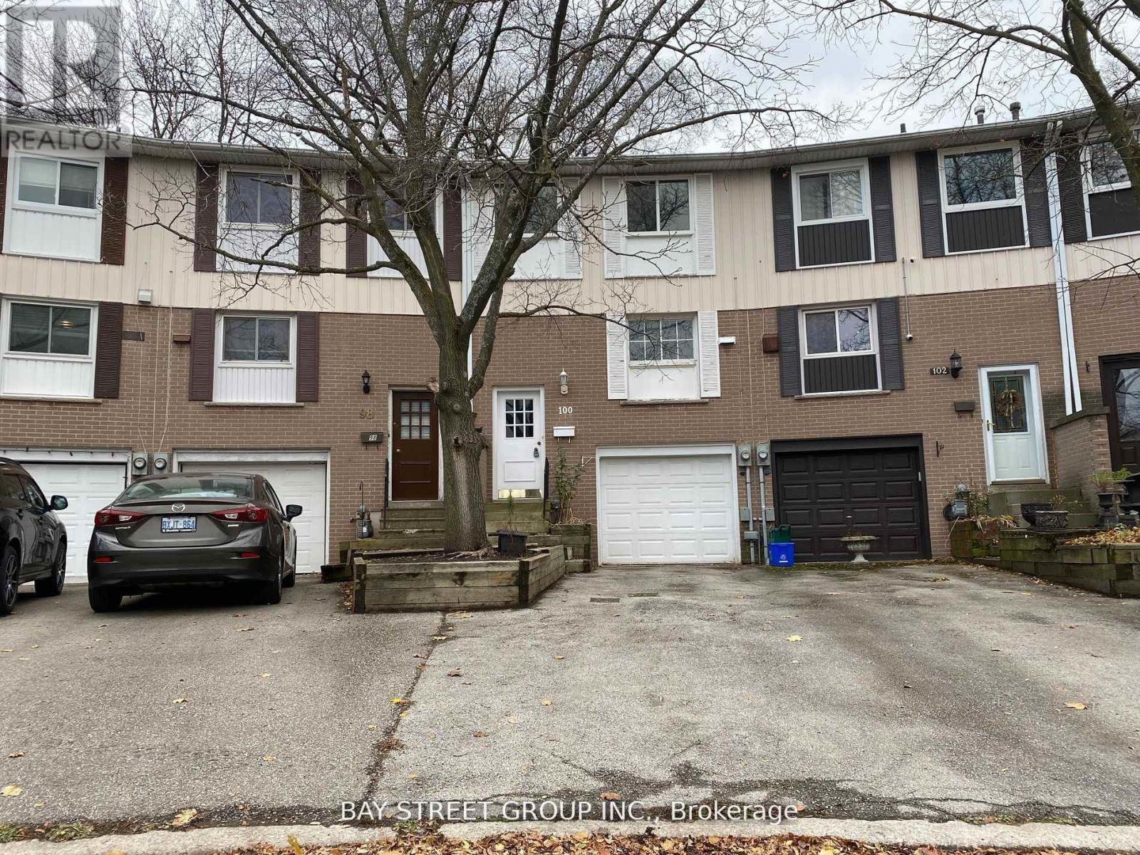 100 OAKDALE DRIVE, Oakville, Ontario
