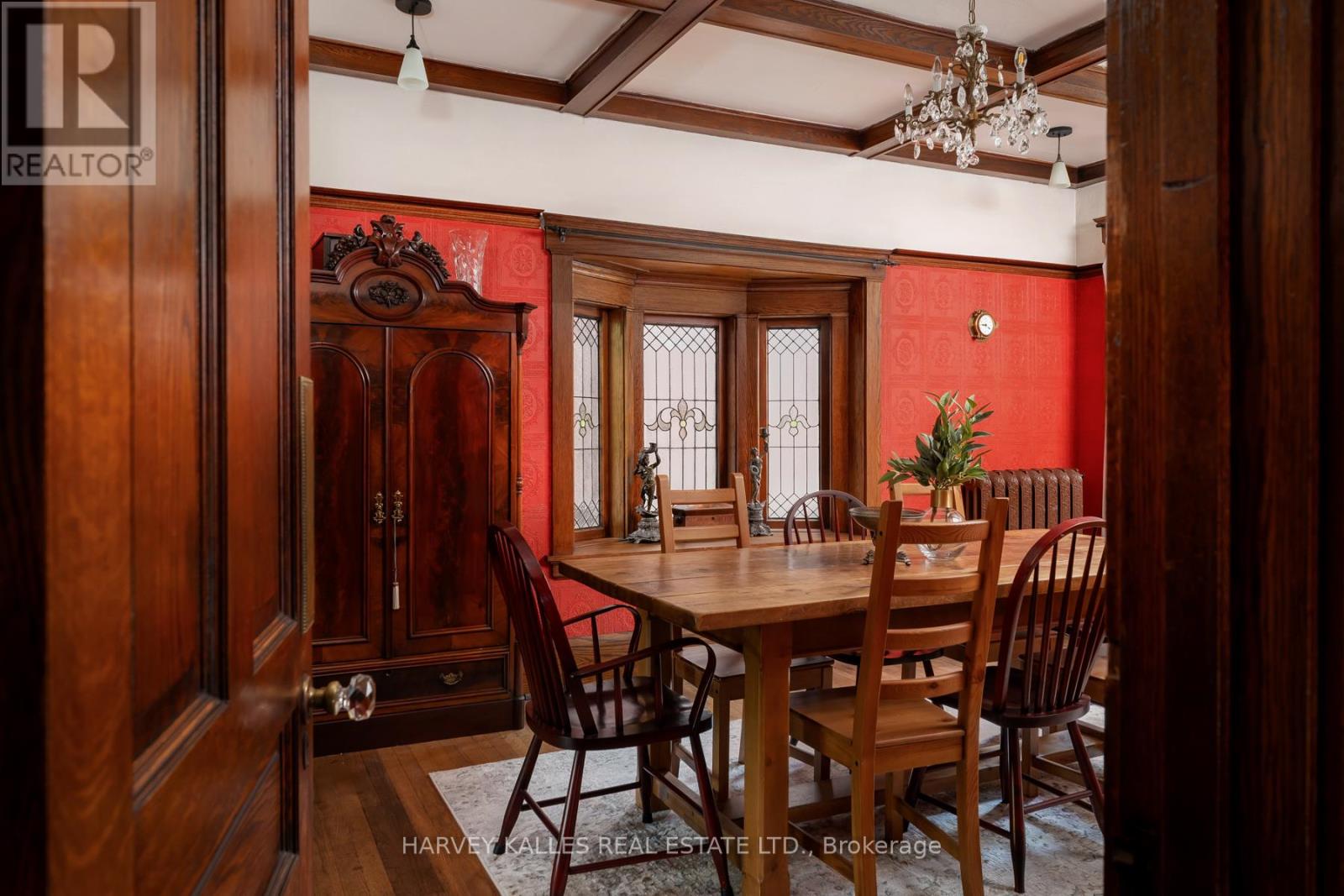 181 Indian Road, Toronto, Ontario  M6R 2W2 - Photo 17 - W12432870