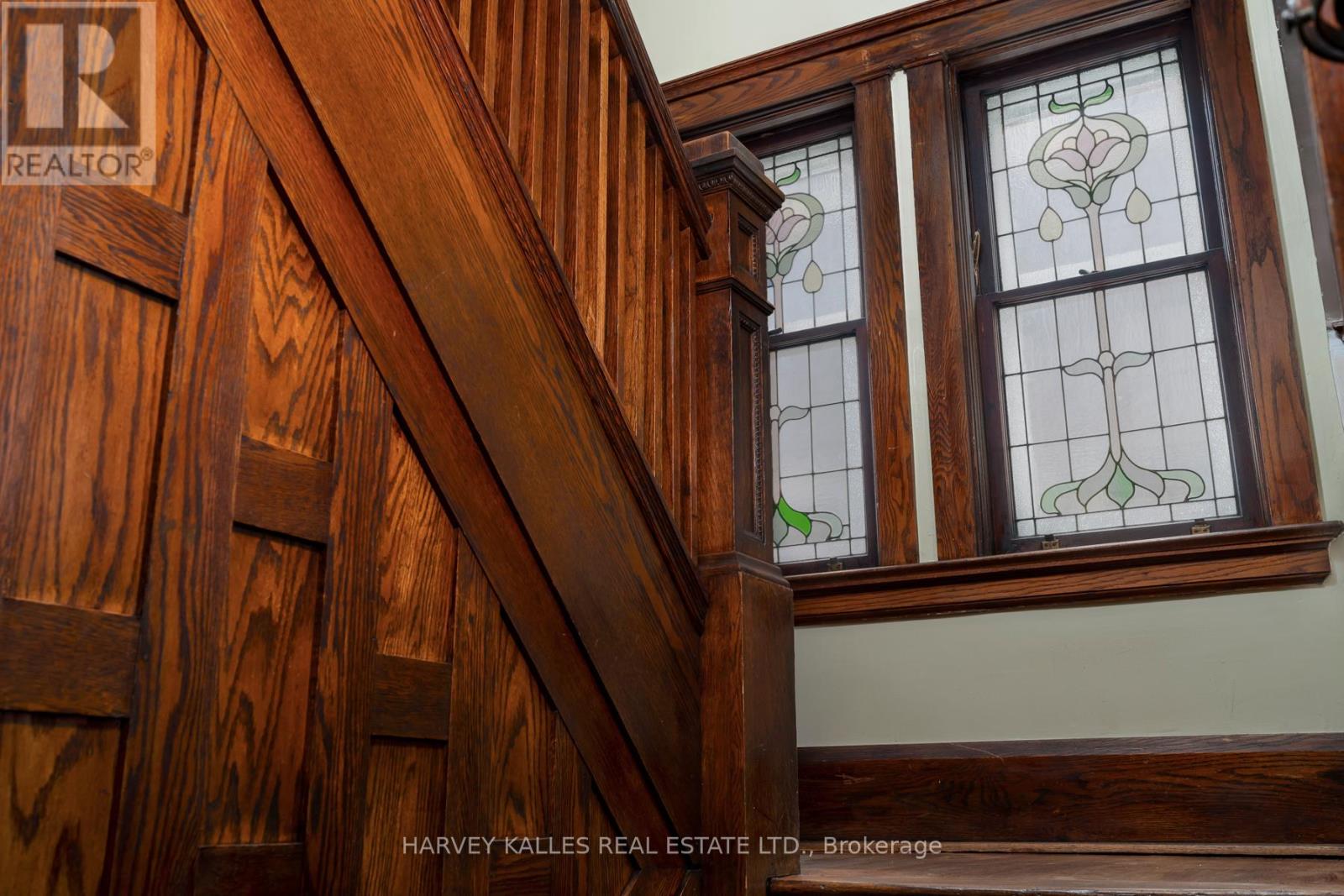 181 Indian Road, Toronto, Ontario  M6R 2W2 - Photo 26 - W12432870