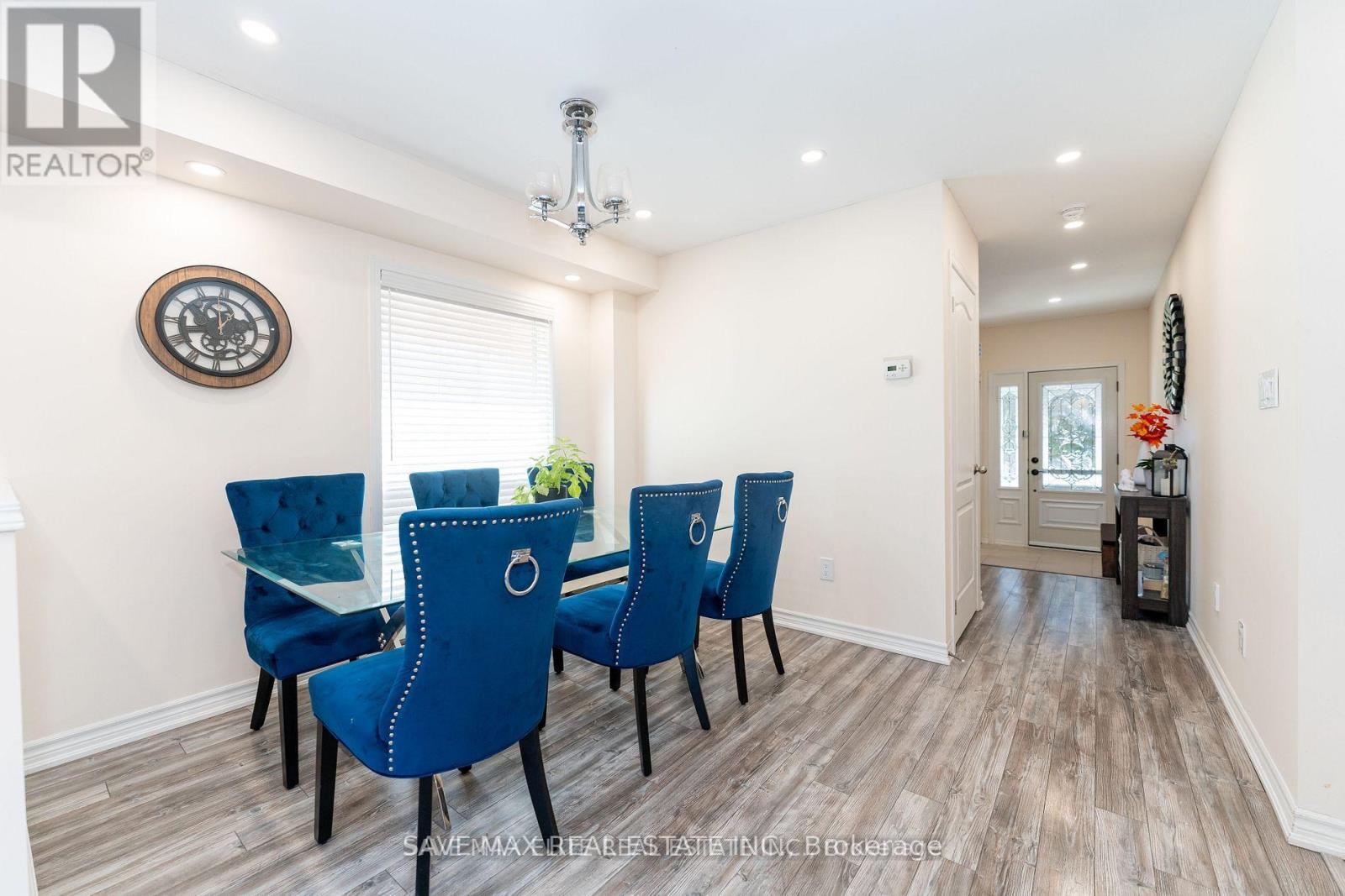 5549 Katy Gate, Mississauga, Ontario  L5M 7M9 - Photo 8 - W12432874