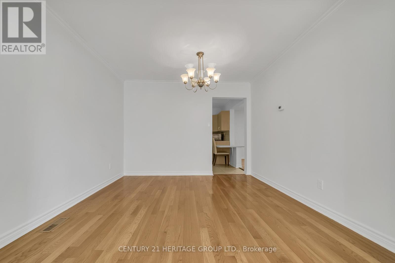 Main & Upper - 24 Springhead Gardens, Richmond Hill, Ontario  L4C 5B9 - Photo 13 - N12432884