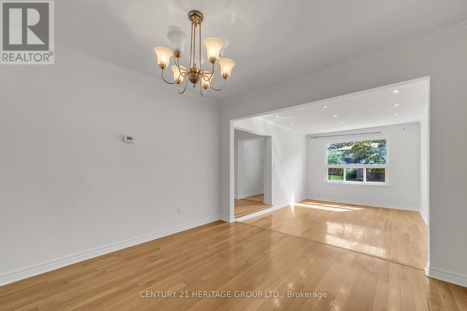 Main & Upper - 24 Springhead Gardens, Richmond Hill, Ontario  L4C 5B9 - Photo 15 - N12432884
