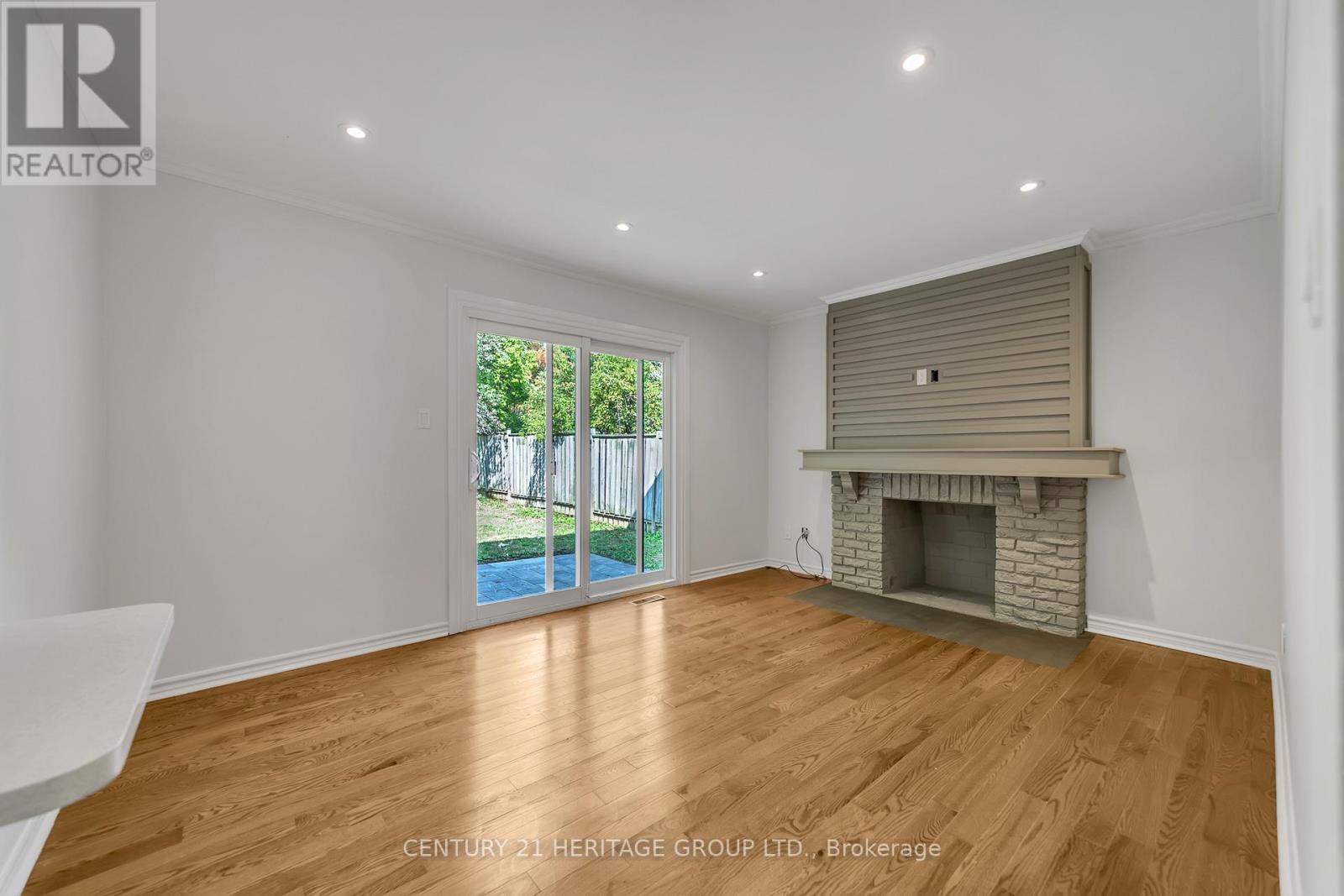 Main & Upper - 24 Springhead Gardens, Richmond Hill, Ontario  L4C 5B9 - Photo 19 - N12432884
