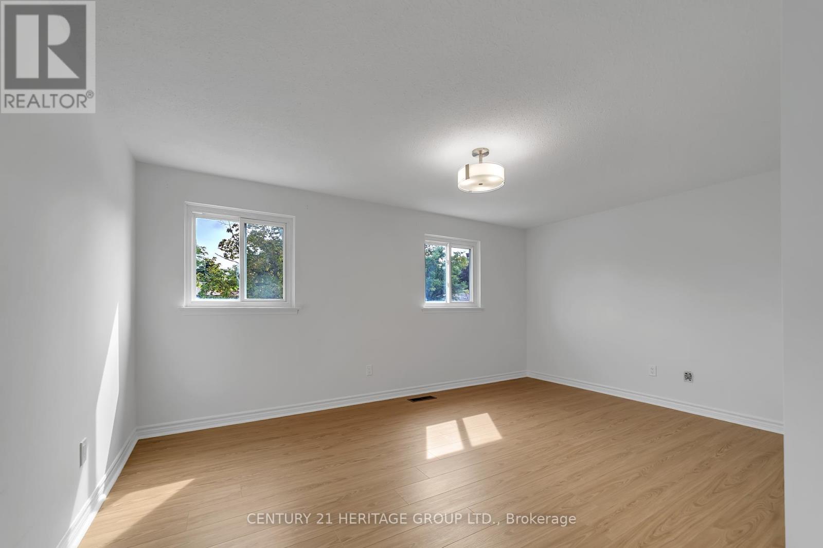 Main & Upper - 24 Springhead Gardens, Richmond Hill, Ontario  L4C 5B9 - Photo 28 - N12432884