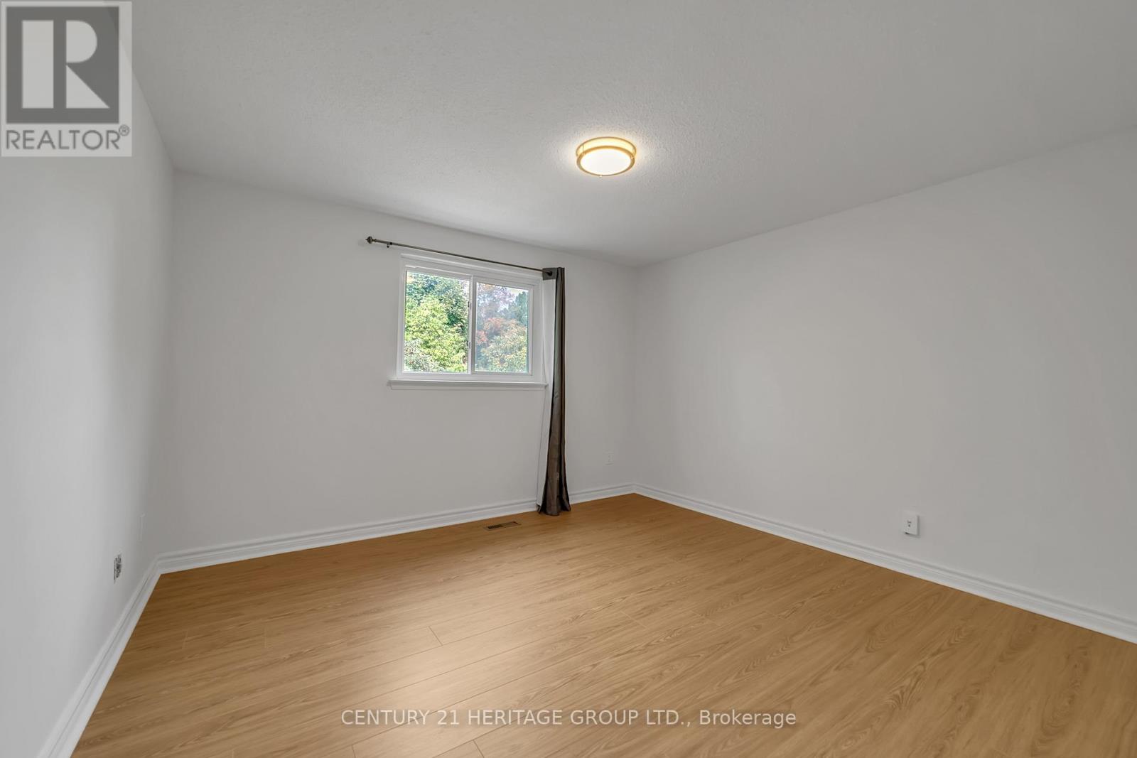 Main & Upper - 24 Springhead Gardens, Richmond Hill, Ontario  L4C 5B9 - Photo 32 - N12432884