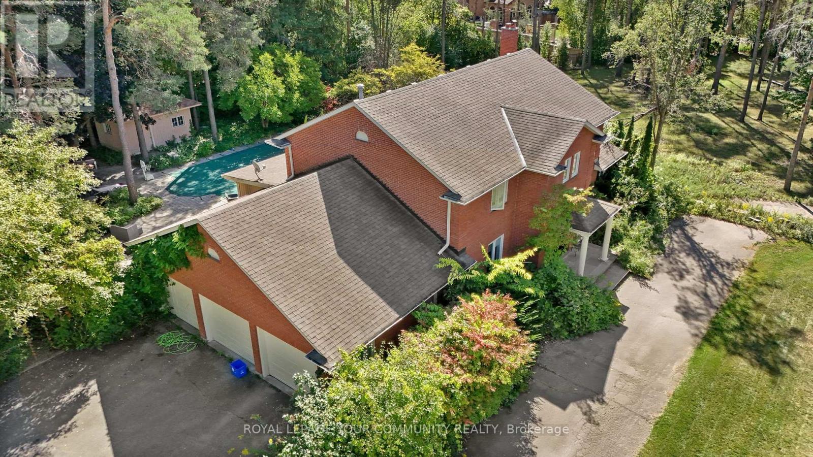 52 Beaufort Hills Road, Richmond Hill, Ontario  L4E 2N1 - Photo 3 - N12432903