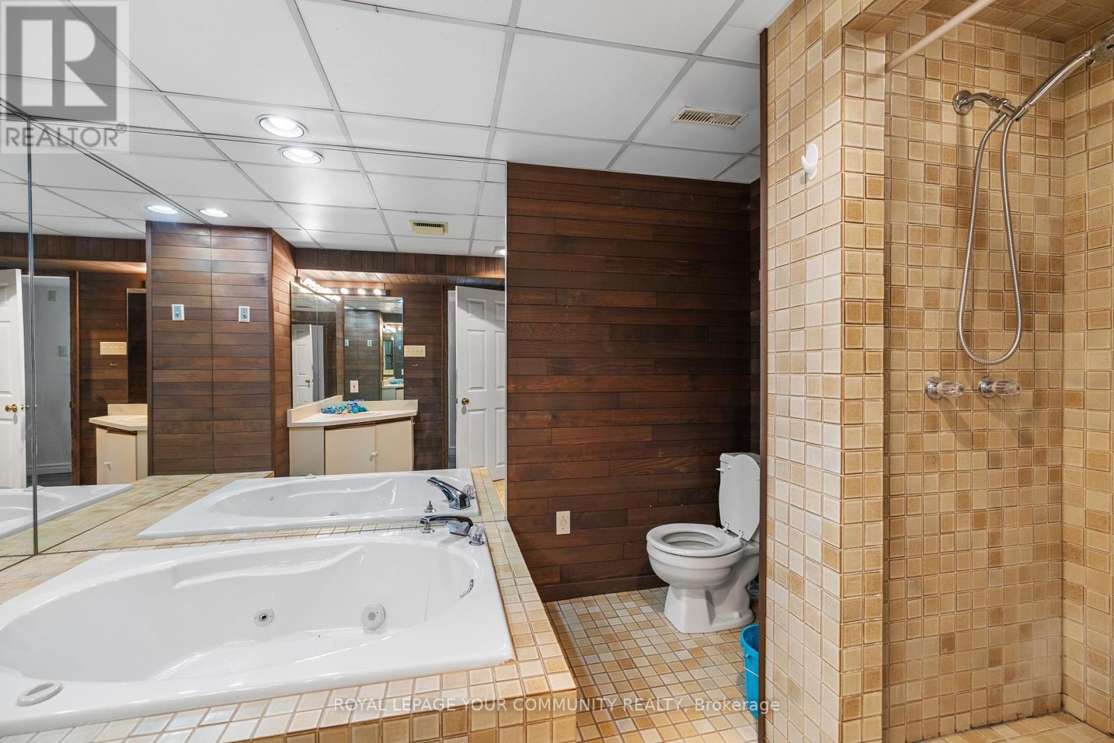 52 Beaufort Hills Road, Richmond Hill, Ontario  L4E 2N1 - Photo 30 - N12432903