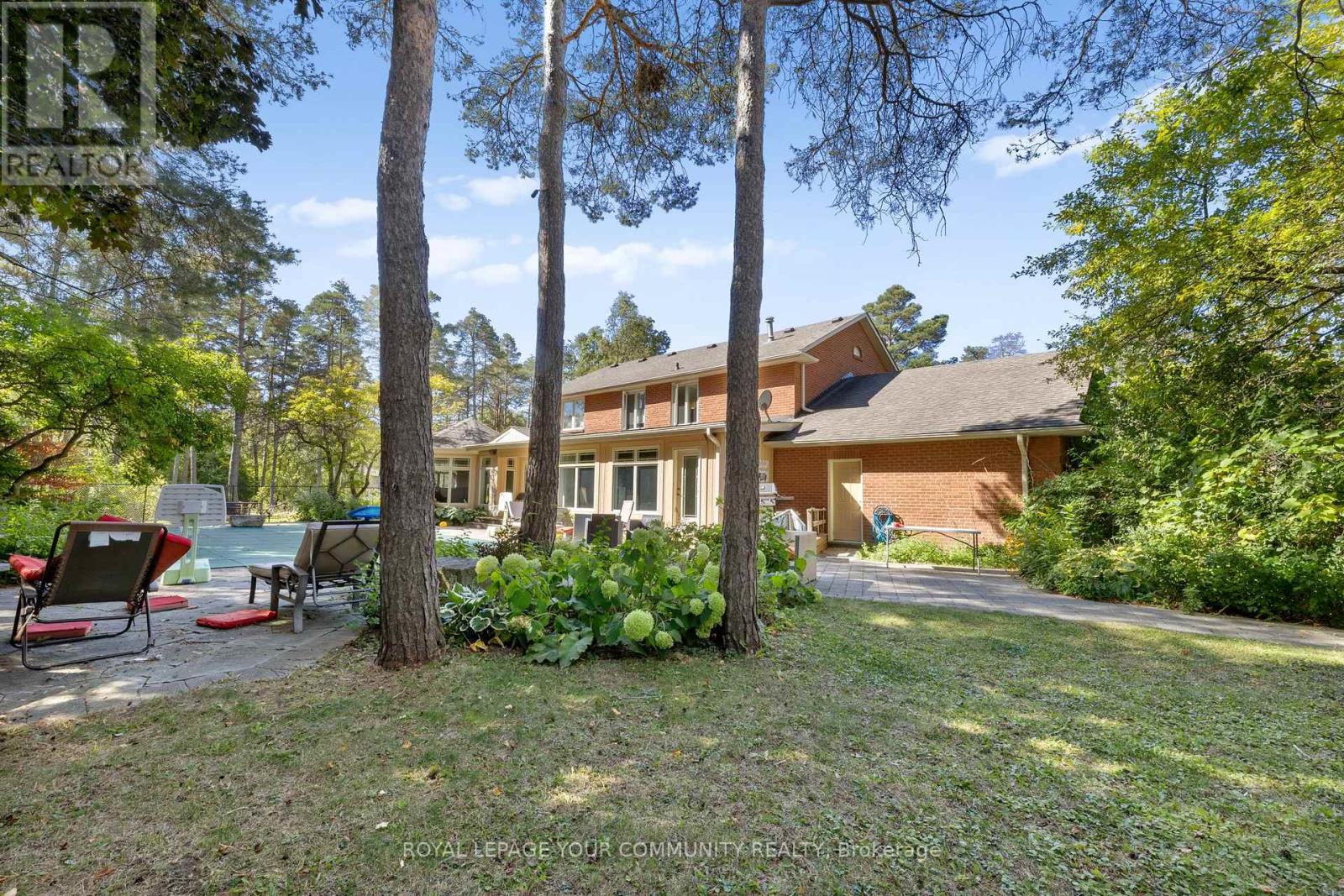 52 Beaufort Hills Road, Richmond Hill, Ontario  L4E 2N1 - Photo 31 - N12432903