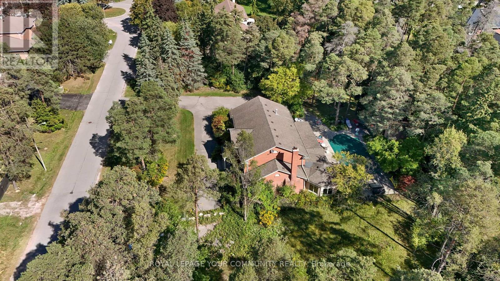 52 Beaufort Hills Road, Richmond Hill, Ontario  L4E 2N1 - Photo 41 - N12432903