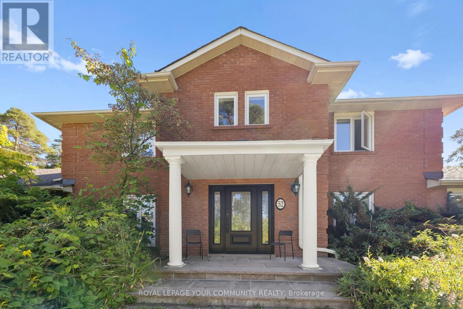 52 Beaufort Hills Road, Richmond Hill, Ontario  L4E 2N1 - Photo 5 - N12432903