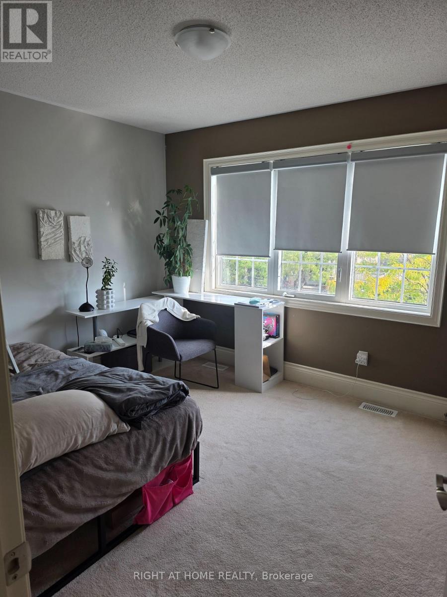 56 Stark Crescent, Vaughan, Ontario  L4H 0J4 - Photo 13 - N12432916