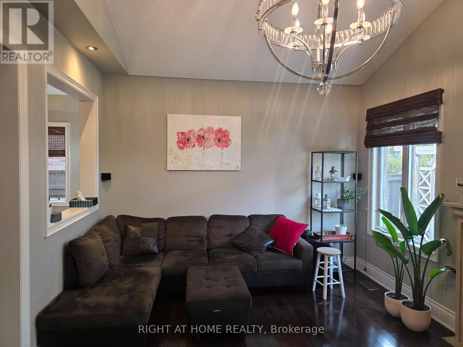 56 Stark Crescent, Vaughan, Ontario  L4H 0J4 - Photo 7 - N12432916