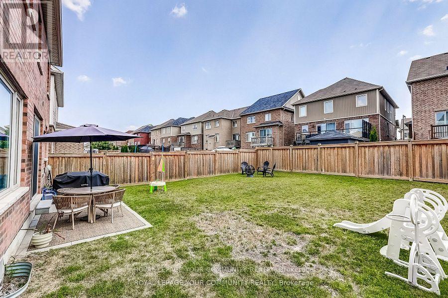136 Casserley Crescent, New Tecumseth, Ontario  L0G 1W0 - Photo 33 - N12433004