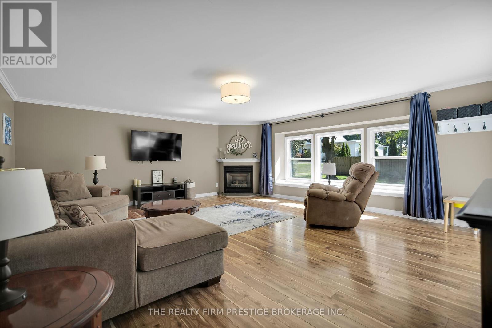 204 Main Street, West Elgin, Ontario  N0L 2P0 - Photo 12 - X12432989