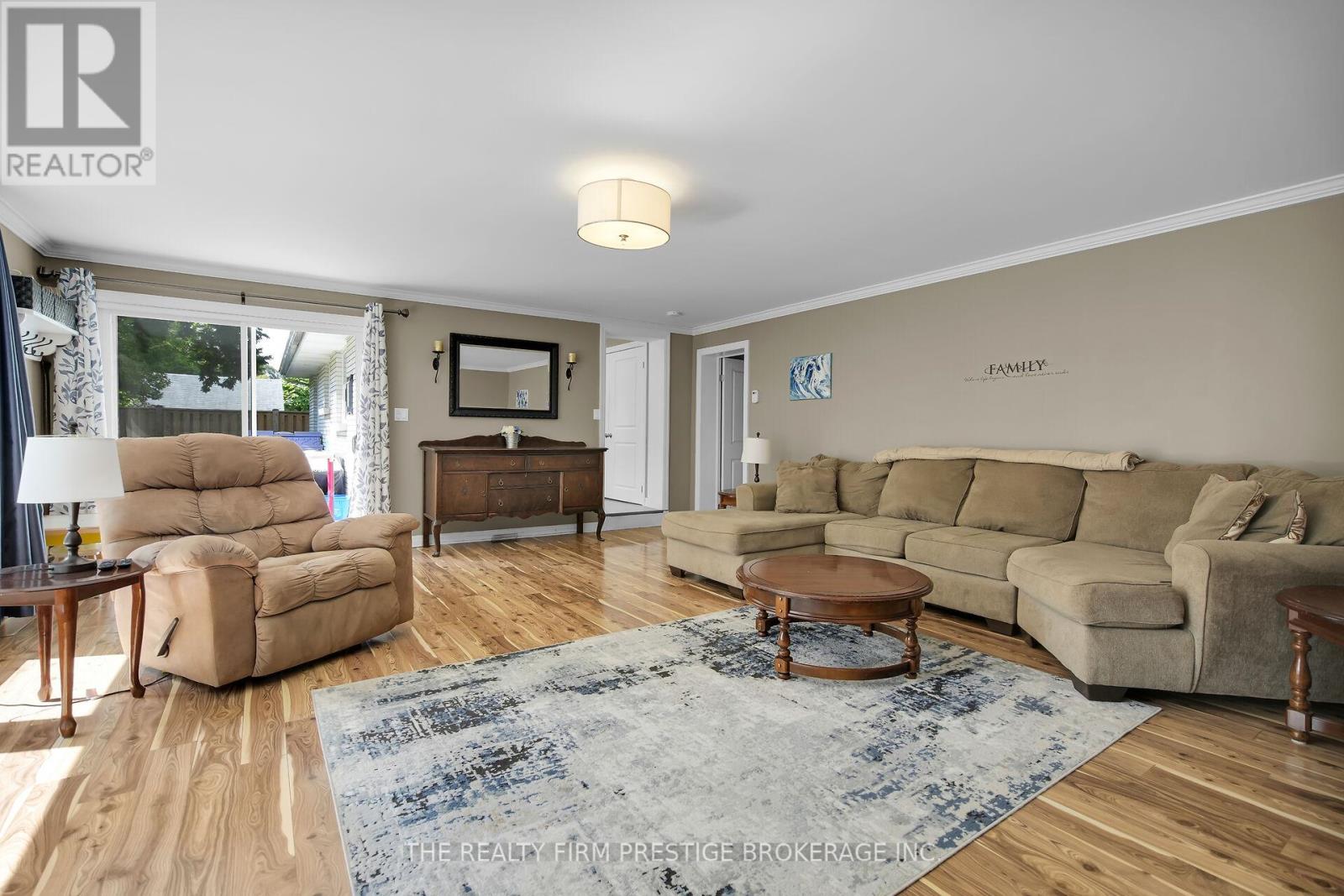 204 Main Street, West Elgin, Ontario  N0L 2P0 - Photo 16 - X12432989