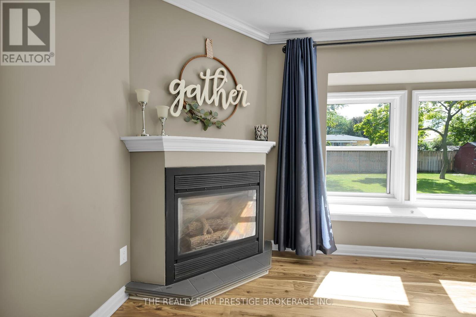 204 Main Street, West Elgin, Ontario  N0L 2P0 - Photo 14 - X12432989