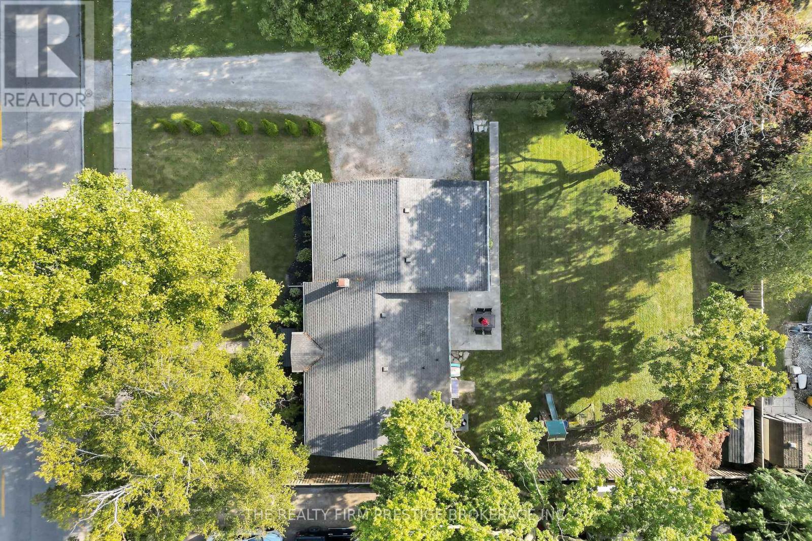 204 Main Street, West Elgin, Ontario  N0L 2P0 - Photo 36 - X12432989