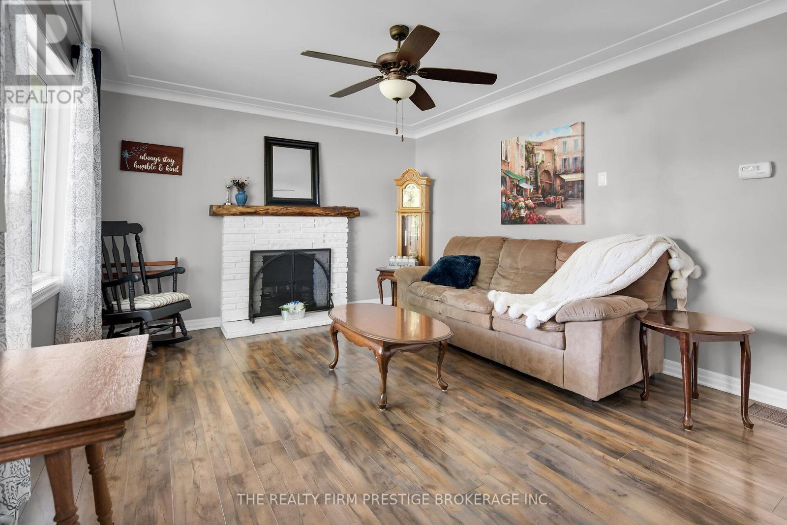 204 Main Street, West Elgin, Ontario  N0L 2P0 - Photo 6 - X12432989