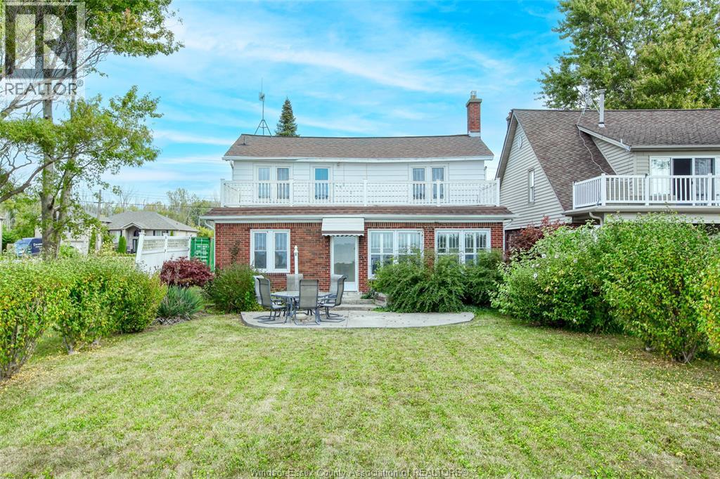 MLS# 25024781: 127 LAKEWOOD DRIVE, Amherstburg, Canada