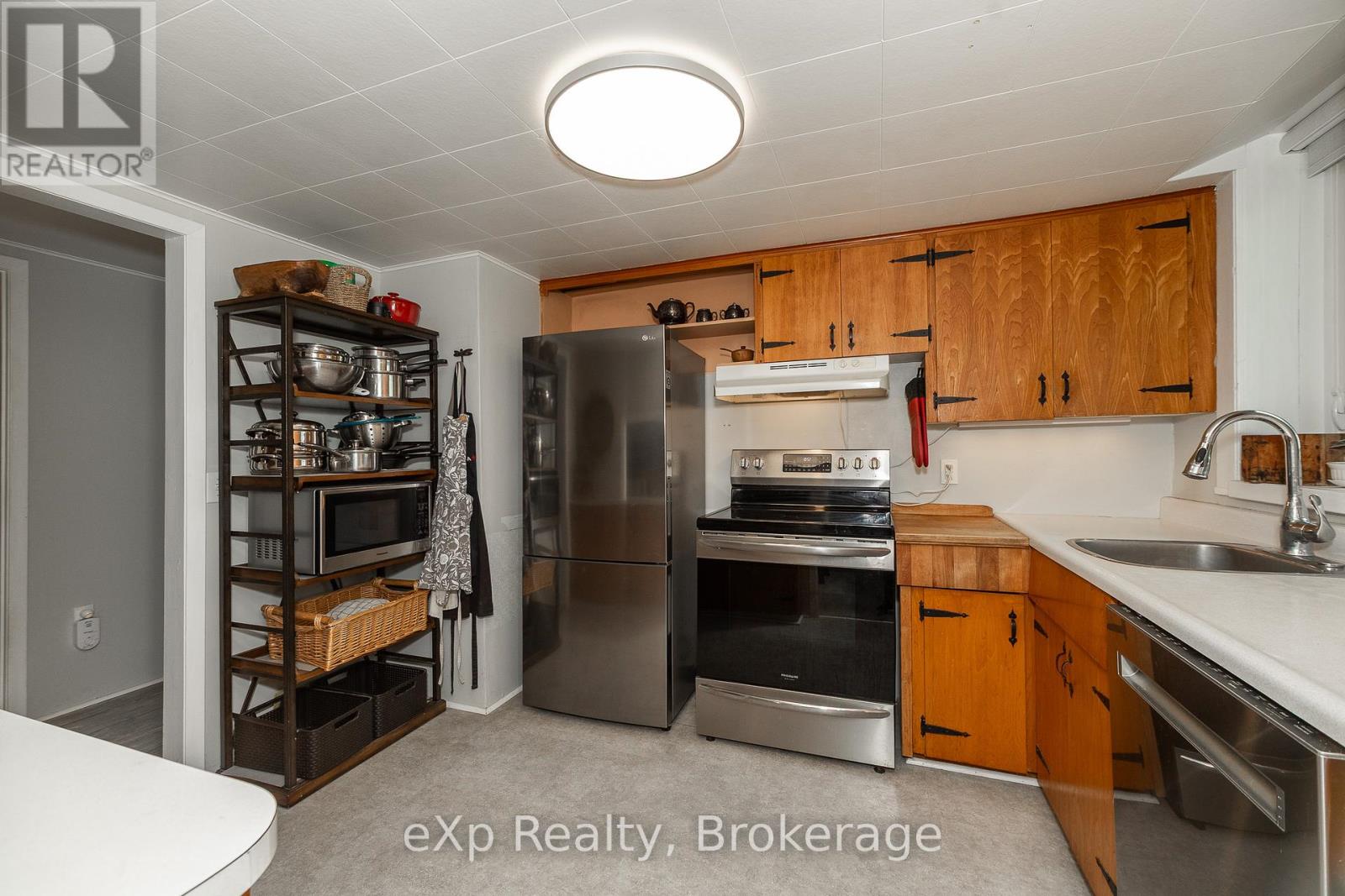 780 Concession 2, Arran-Elderslie, Ontario  N0H 1L0 - Photo 13 - X12433028